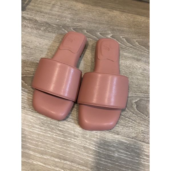 รองเท้าpuff shoe สีชมพู