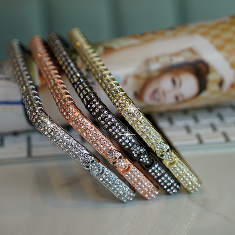 เคสโทรศัพท์มือถือ ประดับเพชรเทียม ลายหัวงู สําหรับ iPhone 13 12 11 Pro Max 14 Plus