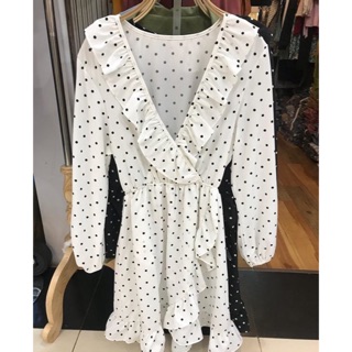 พร้อมส่ง Polkadot dress เดรสดาวลายจุดน่ารักๆ ขาว