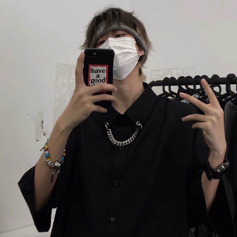 เสื้อผู้ชายเท่ๆ <พร้อมส่ง> ✿ขายดีเป็นเทน้ำเทท่า เสื้อผู้ชายวัยกลางคน เสื้ิอผู้ชาย◈๑เทรนด์ปี 2021 เทรนด์แฟชั่นสตรีท เรโทร | Shopee Thailand