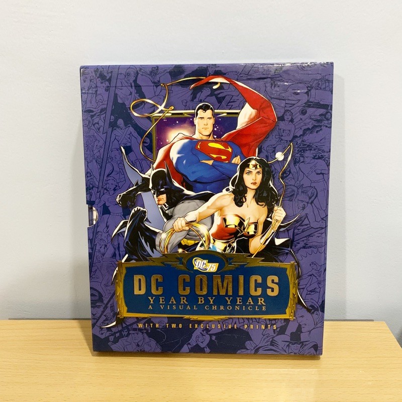 DC Comic Year By Year: A Visual Chronicle [หนังสือมือสอง สภาพดี ปกแข็ง ซุปเปอร์ฮีโร่ ดีซีคอมมิค]