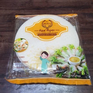 แผ่นแป้งตราต้นข้าว แผ่นแป้งสลัดโรล หรือ ใบเมี่ยงห่อสลัด ตราต้นข้าว เส้นผ่าศูนย์กลาง 22 เซนต์ ถุงละ 500 กรัม (กลุ่ม1)