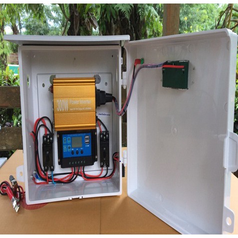 ชุดนอนนา ชุดตู้คอนโทรล ชาร์จเจอร์ โซล่าเซลล์ พลังงานแสงอาทิตย์ 12V(เฉพาะตู้คอนโทรล)