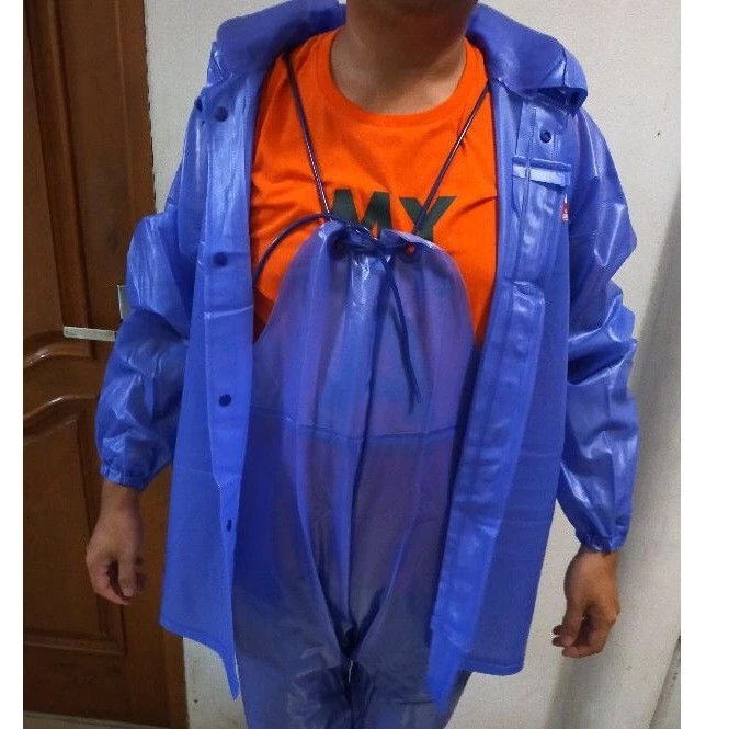 WHALE CAP เสื้อกันฝนแบบเสื้อและกางเกง รุ่น STRAP RUBBER WAIST - รูปที่ 1