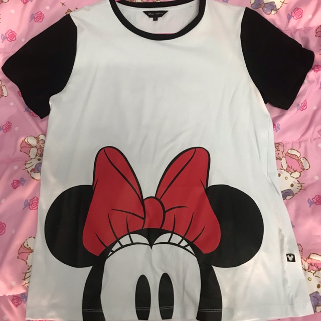 เสื้อยืดDisney Jelly bunny  size L ไม่เคยใส่เลย