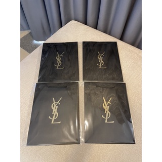 YSL ถุงกระดาษใหม่แท้ จากเคาน์เตอร์YSLสวยหรูมาก ใบใหญ่