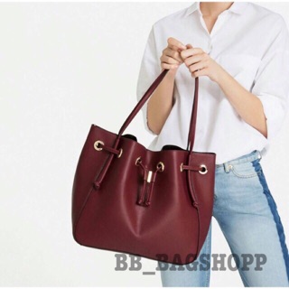 กระเป๋า Zara Convertible tote (Red) (Outlet)