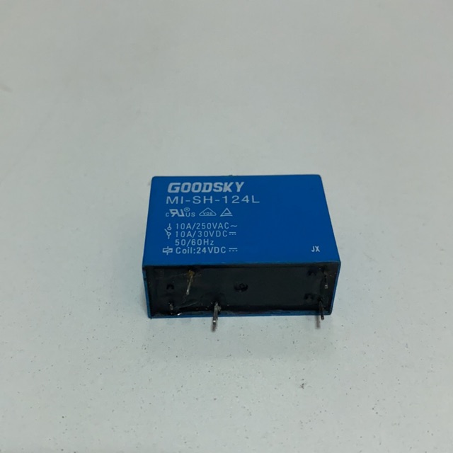 >>> รีเลย์ 24VDC 10Aผืนผ้า <<<