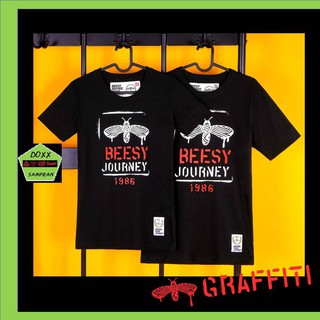 Beesy เสื้อคอกลม ชาย หญิง รุ่น Graffiti  สีดำ