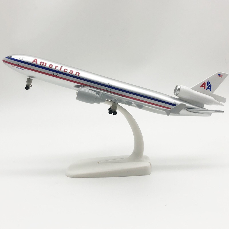 โมเดลเครื่องบิน *พร้อมส่งจากไทย* 20cm Air USA American AA MD-11 Airways Diecast Airplane Model Alloy Metal Air Plane - รูปที่ 2