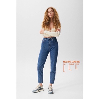 Pull&amp;Bear กางเกงยีนส์ขายาว กางเกงเอวสูง ทรง Basic Mom