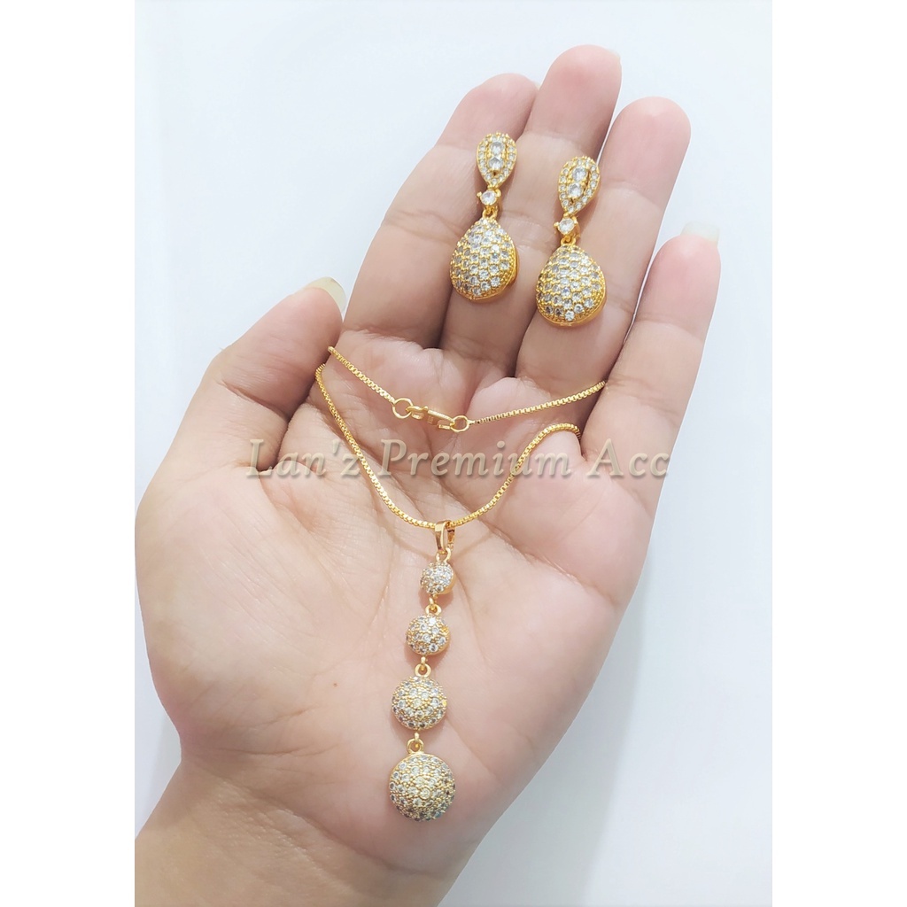 ชุดเครื่องประดับเจ้าสาวเพชร YSF สร้อยคอและต่างหูไทเทเนียมสีทอง 22K