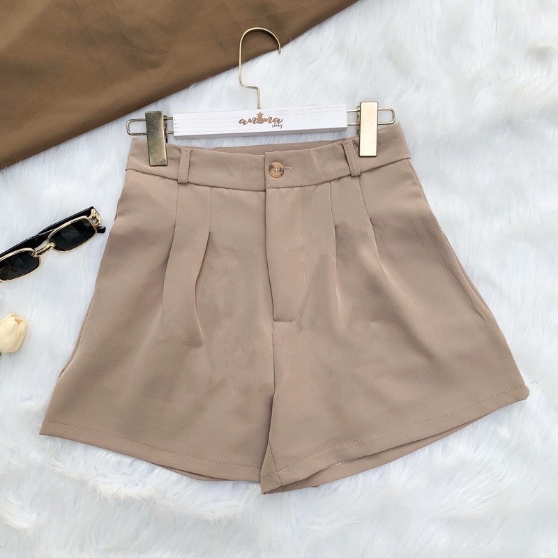 ส่งต่อกางเกงขาสั้นทรงบอย มือ1 ผ้าดี จากร้าน anonashop