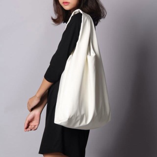 กระเป๋าสะพายไหล่ ย่าม WHITE signature tote bag