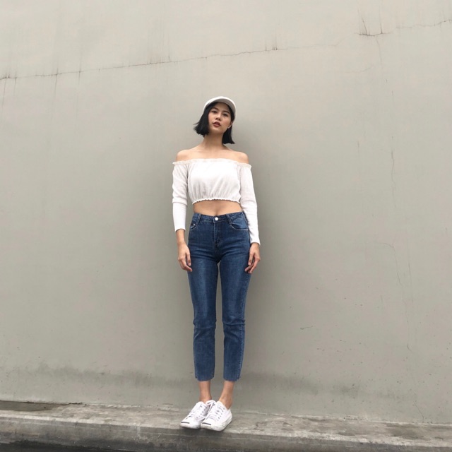 เสื้อปาดไหล่ roomry.n