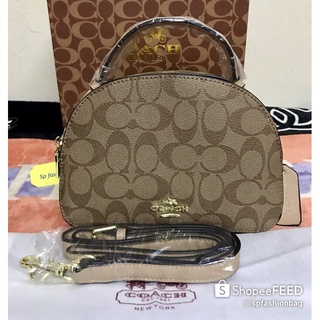 กระเป๋าสะพายข้าง ทรงโดม รุ่น2ซิป ลายC