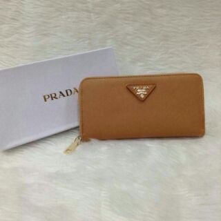 กระเป๋าสตางค์ PRADA