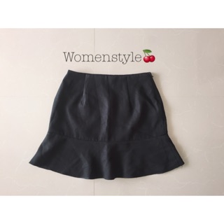  Black skirt