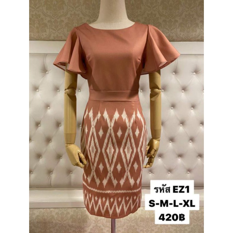 เดรสลายไทย ป้ายezada m ร้านthealner