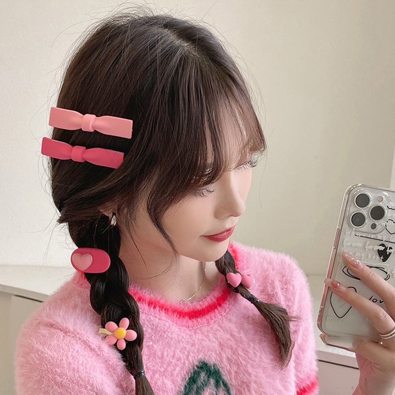 ชุดกิ๊บติดผม รูปหัวใจ ประดับโบว์ และดอกไม้น่ารัก สีชมพูหวาน แบบเรียบง่าย เครื่องประดับ สําหรับผู้หญิง