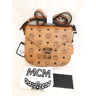 สด-ผ่อน📌แท้💯 Mcm Patricia Shoulder Bag in Studded Outline Visetos Style