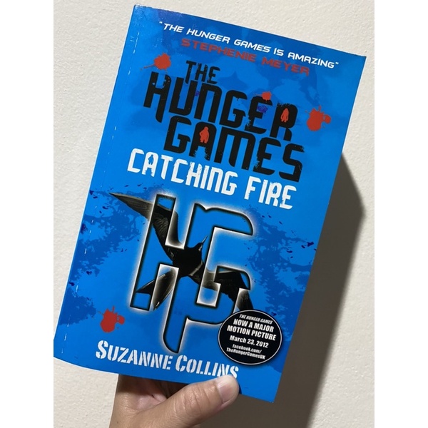 พร้อมส่ง !!! หนังสือมือสอง The Hunger Games Catching Fire
