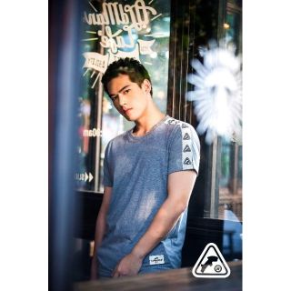 rudedog รุ่น STAMP มาพร้อมแทบ ที่แขนเสื้อ