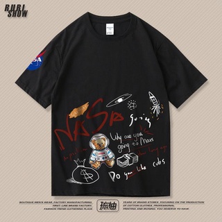 ย้อนยุคเสื้อยืดแขนสั้น พิมพ์ลายกราฟฟิติหมีนักบินอวกาศ nasa สไตล์ฮ่องกง สตรีท สําหรับคู่รักS-5XL