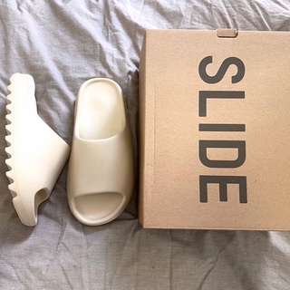 Yeezy รองเท้าแตะชายหาด แบบนิ่ม สวมใส่สบาย แฟชั่นฤดูร้อน สําหรับผู้ชาย และผู้หญิง