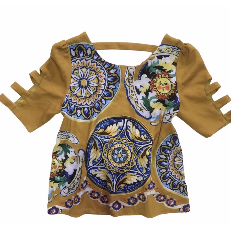 เสื้อ มีโช๊คเกอร์ สีเหลือง Hippy indy