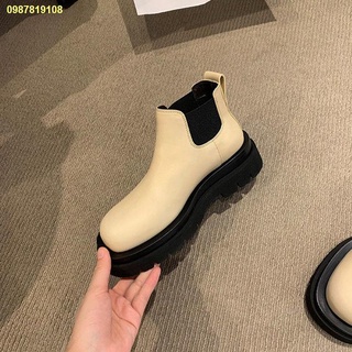 จัดส่งรวดเร็ว⚡ #2022 New All-match Martin Boots Women s Thick Sole Chelsea Short Boots Women