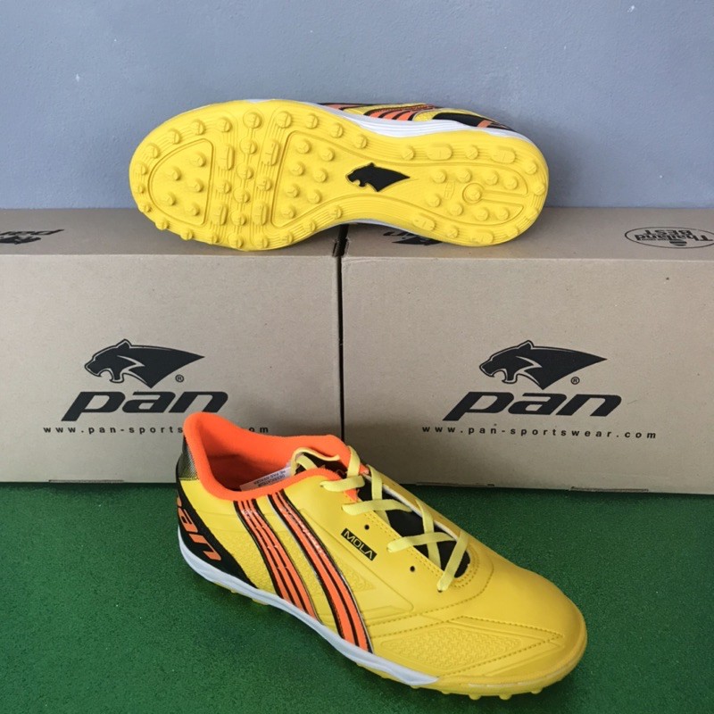 🔥Hot Sale🔥รองเท้าฟุตซอล PAN Futsal Shoes (PF14T4)ของแท้100%