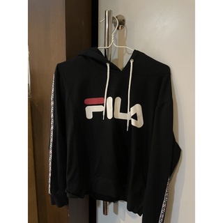 Fila black hoodie - Size L (Kids) ผญไซส์ s ใส่ได้