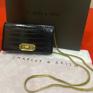 กระเป๋า Charles &amp; Keith แท้💯