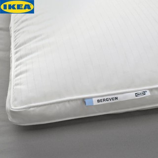 IKEA BERGVEN แบร์กเวียน หมอนต่ำ50x80 ซม.แกนกลางเนื้อแน่นทำจากขนอ่อน/ขนปีก ไส้หมอนชั้นนอกอัดแน่นด้วยขนอ่อนที่ฟูนุ่ม