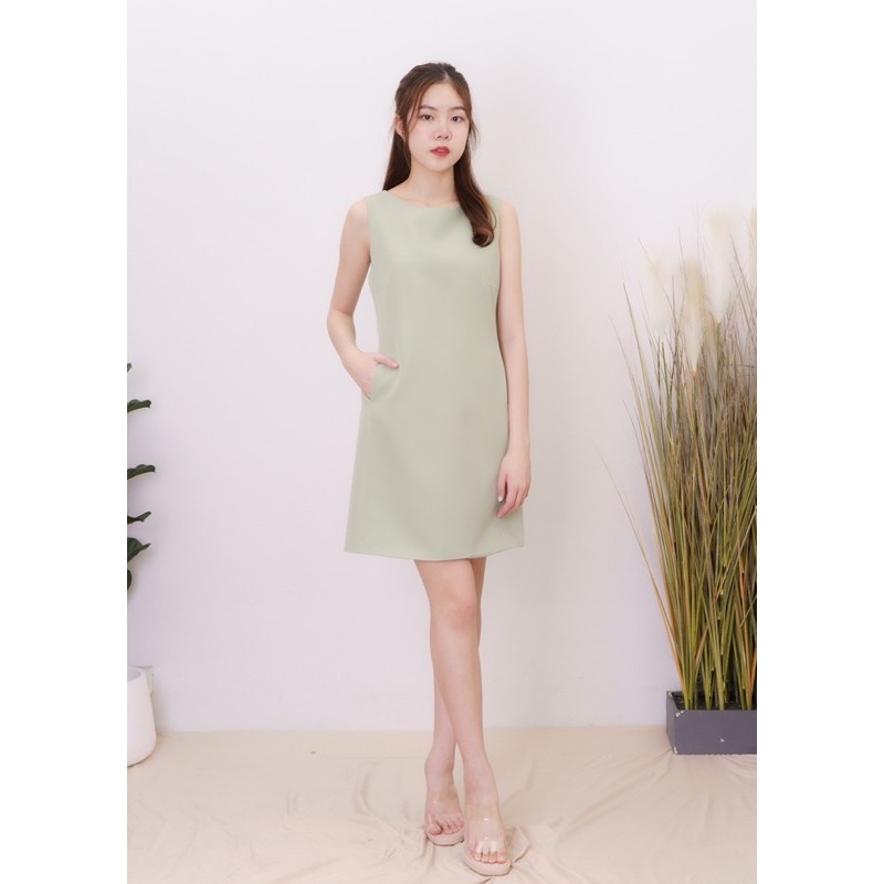 ۞♨✎เดรสแขนกุด แต่งกระเป๋าข้าง (MD-002)