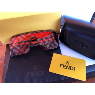 แว่นfendi