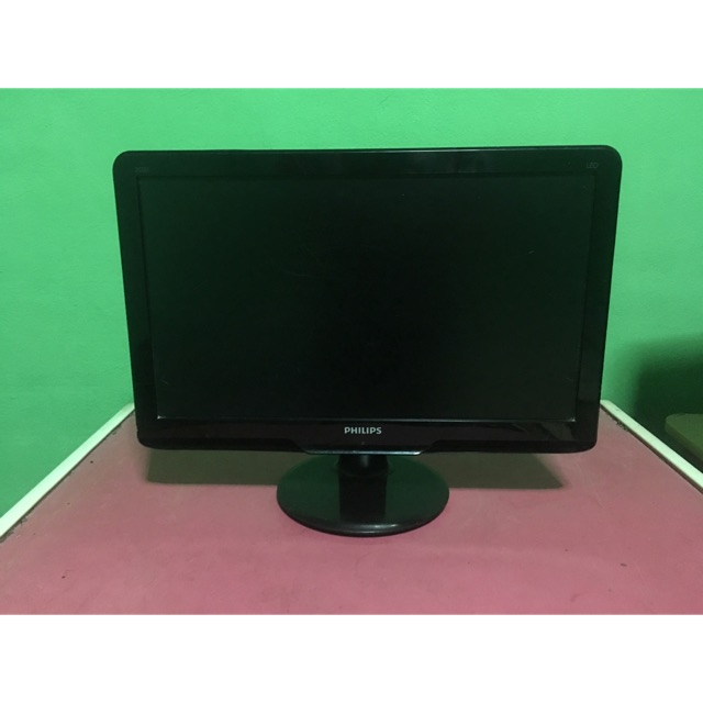 จอคอม LED PHILIPS 20 นิ้ว