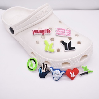 Young Life Series Jibz Crocs Pins หมุดติดรองเท้า คุณภาพสูง #Cod