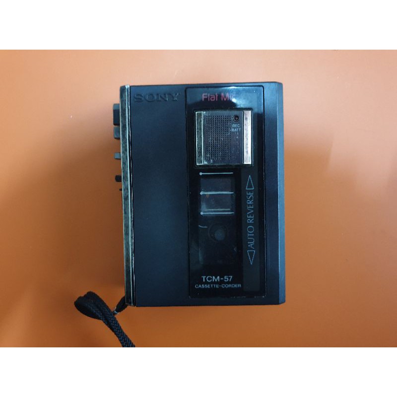 Sony  TCM 57  เครื่องเล่นเทปพกพาโบราณ