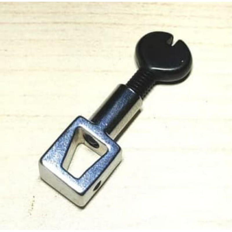 MESIN Janome ที่หนีบเข็มจักรเย็บผ้า