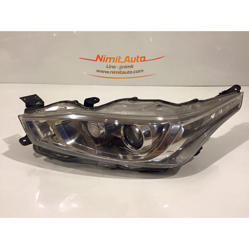 ไฟท้าย TOYOTA YARIS PROJECTER L