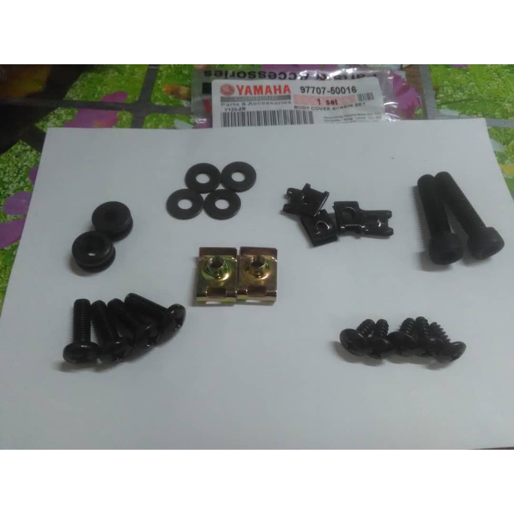 Y125Z HANDLE COVER,BODY COVER SCREW & LEG SHIELD SCREW