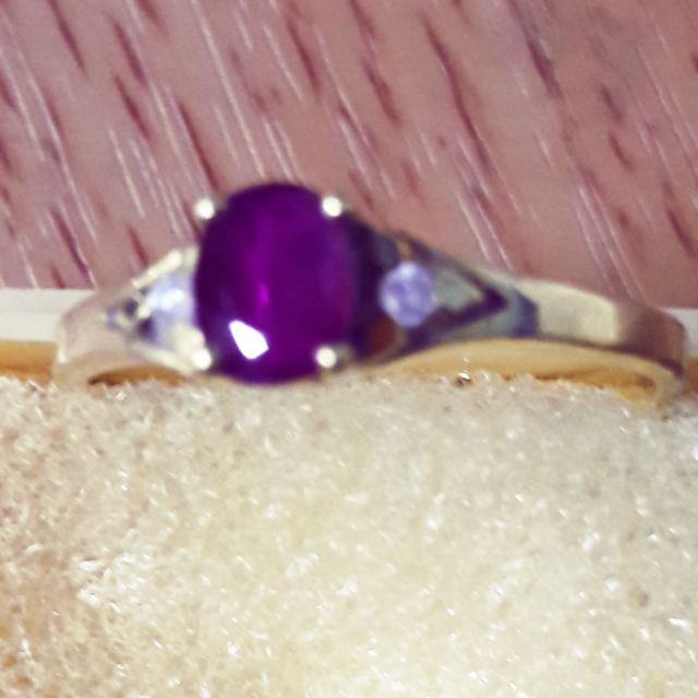 แหวนทอง พลอยทับทิมพม่า
