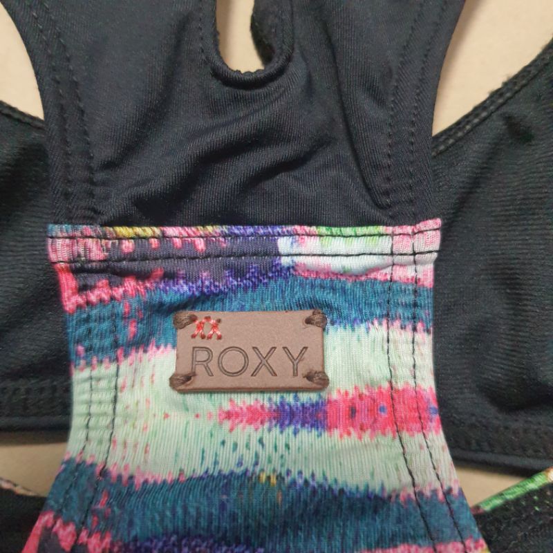 ของแท้...ชุดว่ายน้ำบิกินี่ Roxy ผ้าโพลีเอสเตอร์นุ่ม - รูปที่ 4