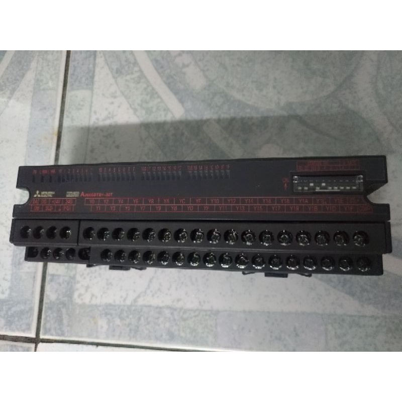 cc link Mitsubishi Electric AJ65SBTB1-32T มือสอง