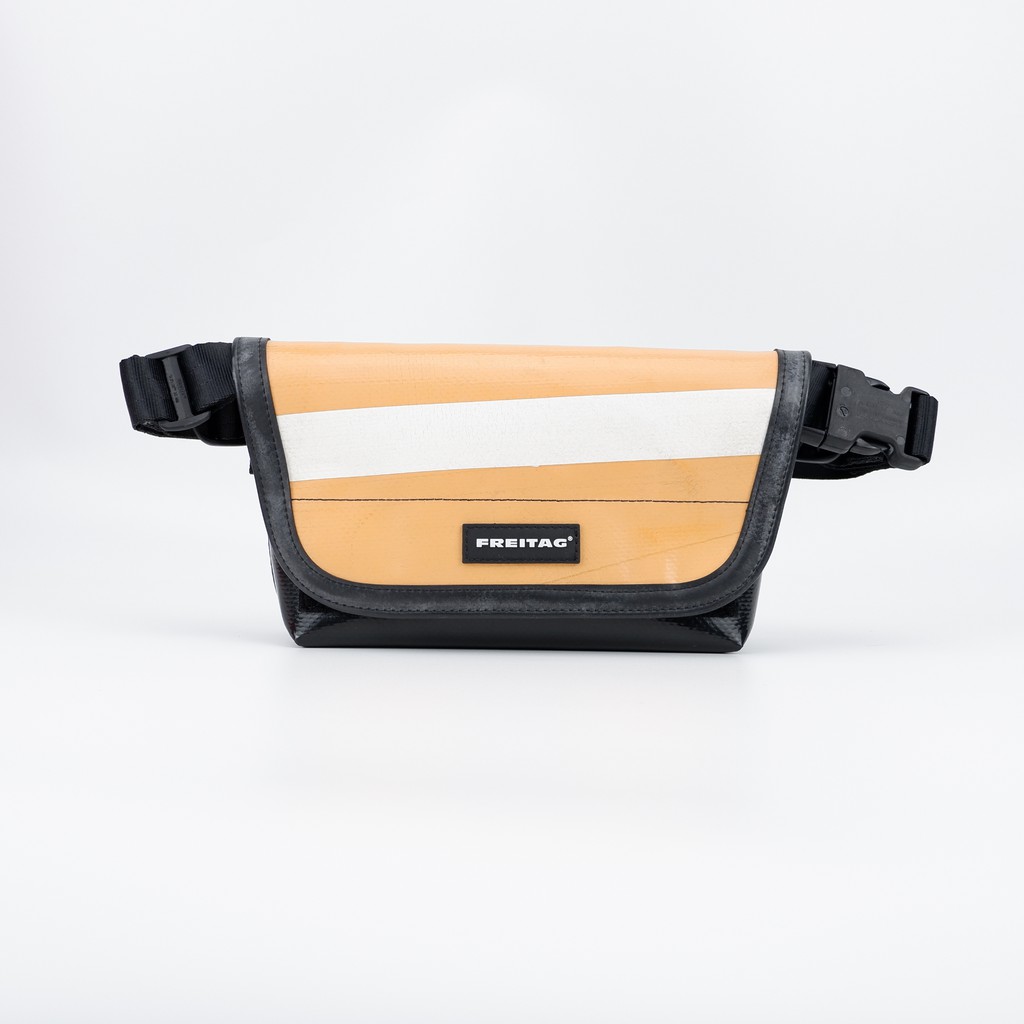 กระเป๋า Freitag Messenger bag รุ่น F153 JAMIE ผ้าใบสีดำ สกรีนสีส้ม/ขาว มือ 1 แท็คห้อย