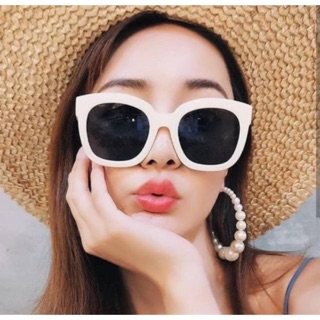 แว่นตากันแดดทรงเหลี่ยมแบบ Oversize รุ่น 1705