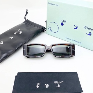 แว่นตา ออฟไวท Sunglasses  สวยใหม่ คุณภาพดีที่สุด พร้อมส่งค่ะ กันแดดเต็มประสิทธิภาพ UV400  มาพร้อมกล่อง Full Set Box