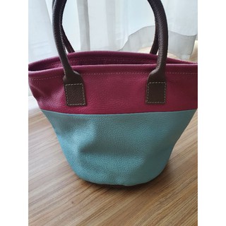 กระเป๋าหนังแท้ Vassalinee tote